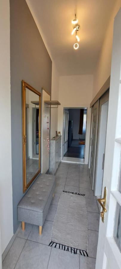 Napraforgo Apartman Apartment Szeged Exterior photo